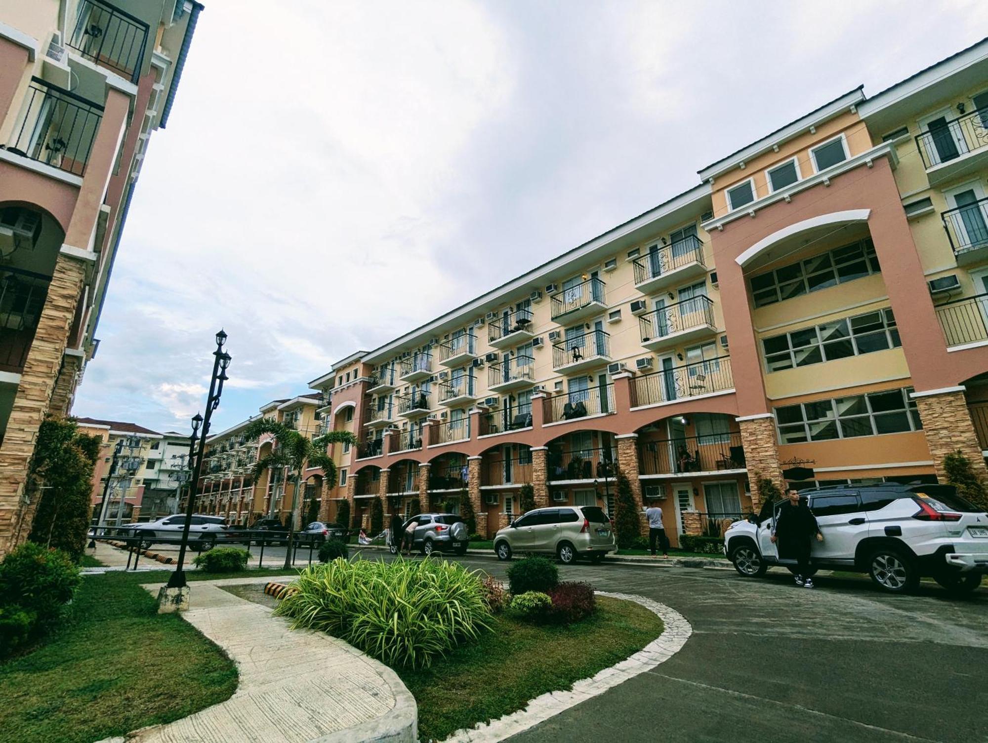 Reicondotel Arezzo Davao Exterior photo